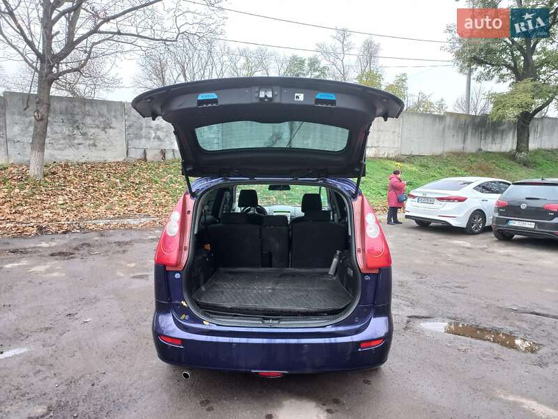 Минивэн Mazda 5 2006 в Киеве фото 12 Минивэн Mazda 5 2006 в Киеве