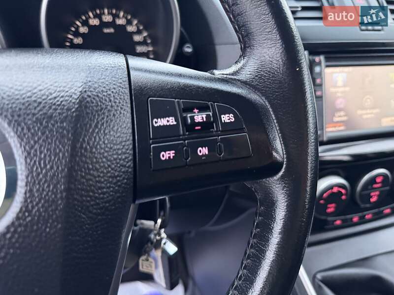 Минивэн Mazda 5 2013 в Киеве