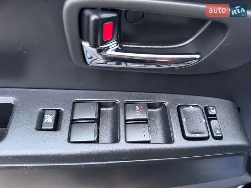 Минивэн Mazda 5 2013 в Киеве