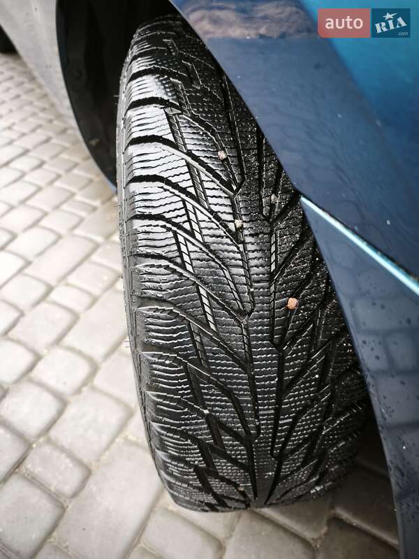 Минивэн Mazda 5 2005 в Кривом Роге