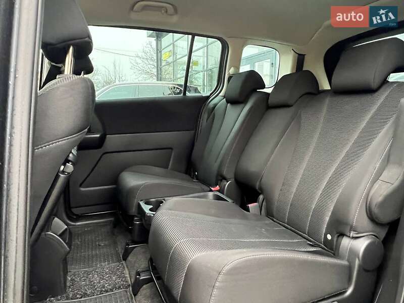 Минивэн Mazda 5 2012 в Ивано-Франковске
