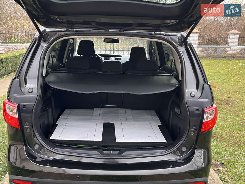 Мінівен Mazda 5 2010 в Києві