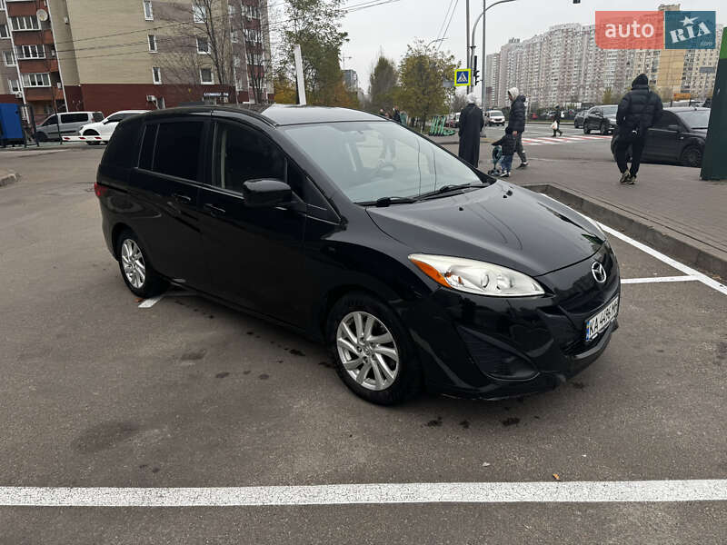 Мінівен Mazda 5 2011 в Києві