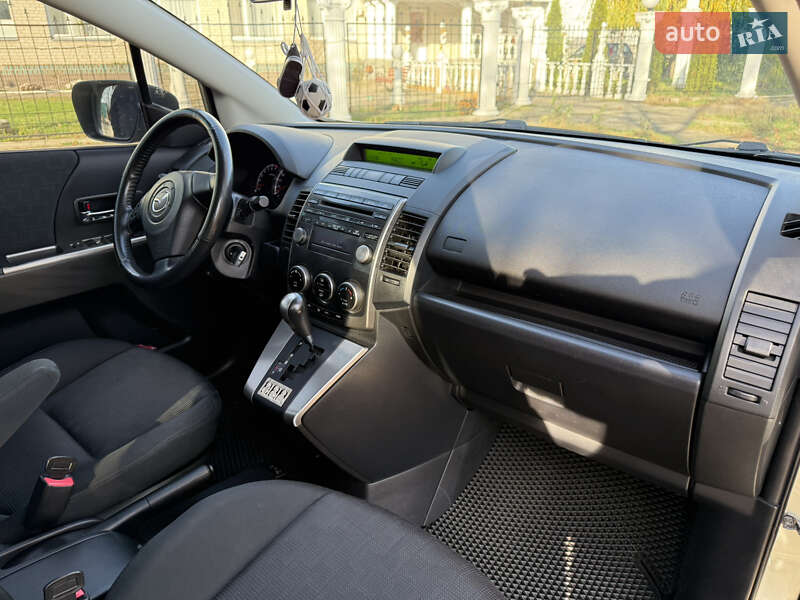 Мінівен Mazda 5 2009 в Києві