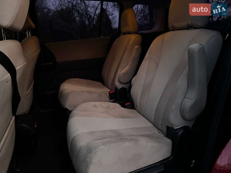 Мінівен Mazda 5 2015 в Києві фото 20 Мінівен Mazda 5 2015 в Києві