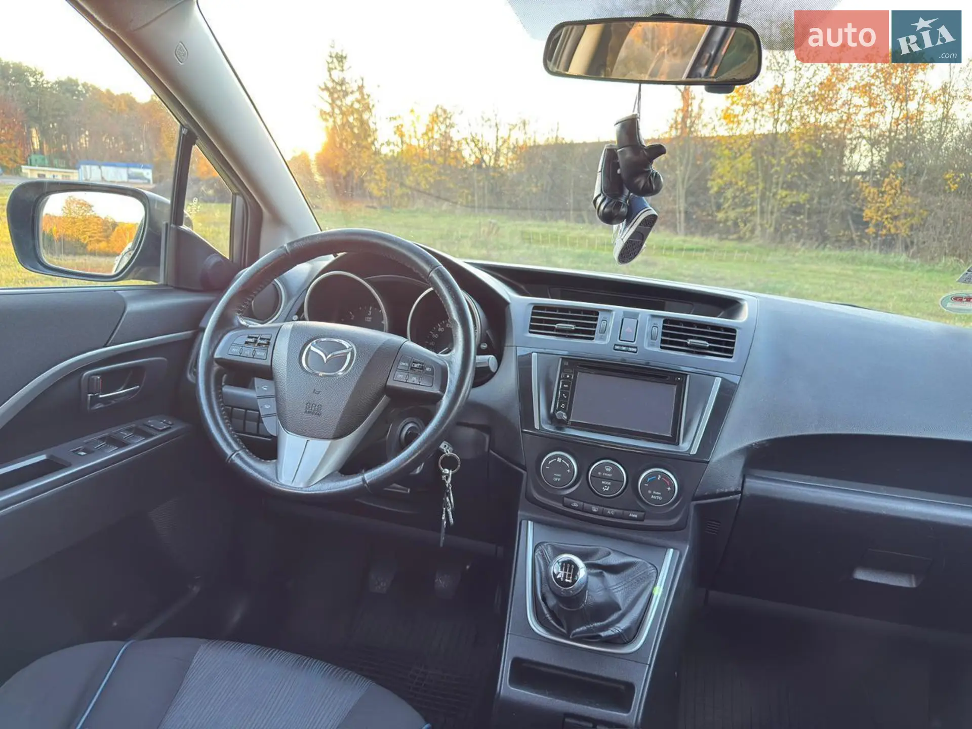 2010 Mazda 5 - мініатюра 5