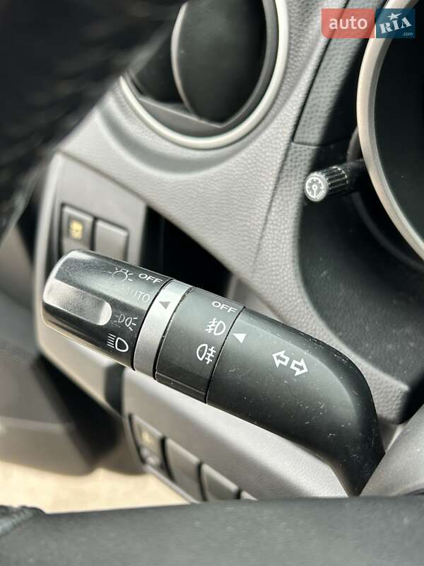 Мінівен Mazda 5 2011 в Сумах