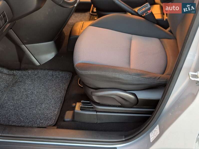 Мінівен Mazda 5 2006 в Івано-Франківську