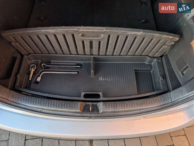 Мінівен Mazda 5 2006 в Івано-Франківську