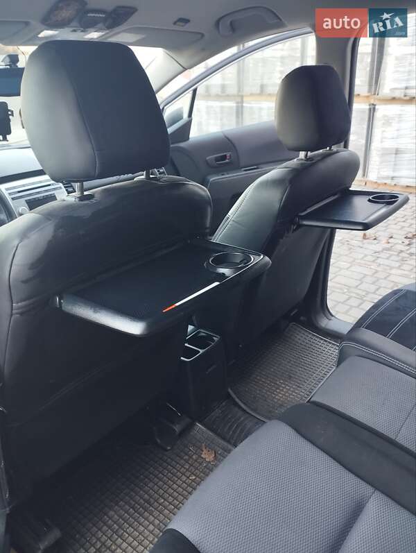 Мінівен Mazda 5 2006 в Рівному фото 25 Мінівен Mazda 5 2006 в Рівному
