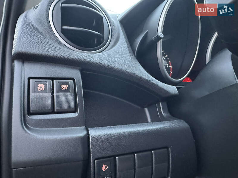 Мінівен Mazda 5 2013 в Києві фото 48 Мінівен Mazda 5 2013 в Києві