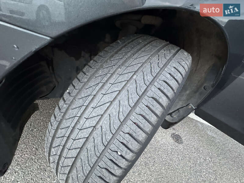 Мінівен Mazda 5 2013 в Києві фото 55 Мінівен Mazda 5 2013 в Києві