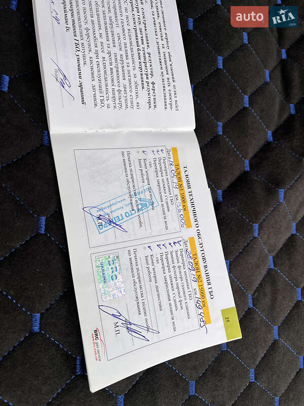 Минивэн Mazda 5 2010 в Киеве