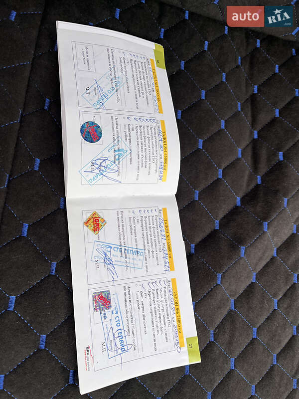 Минивэн Mazda 5 2010 в Киеве