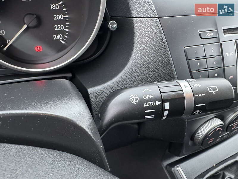 Минивэн Mazda 5 2011 в Киеве фото 42 Минивэн Mazda 5 2011 в Киеве