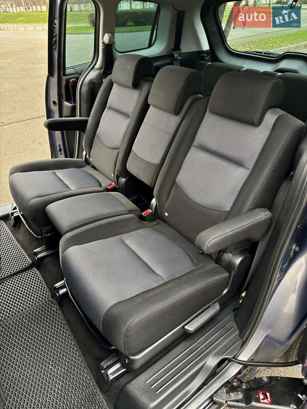 Минивэн Mazda 5 2008 в Кривом Роге фото 12 Минивэн Mazda 5 2008 в Кривом Роге