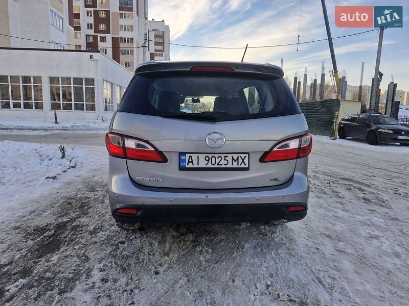 Минивэн Mazda 5 2015 в Киеве