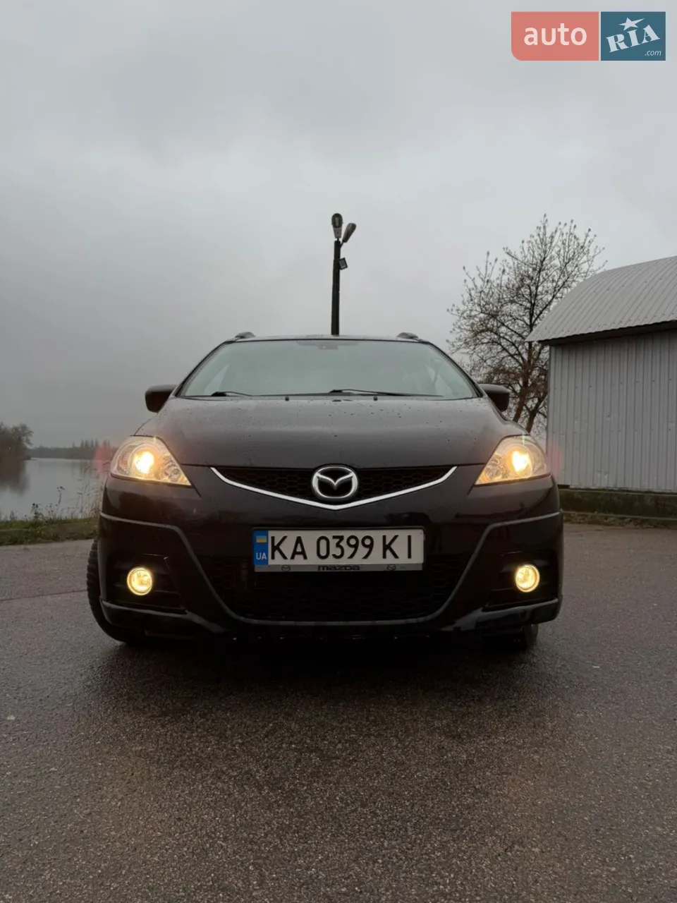 Продається мазда 5 , 7 місний мінівен,  2 л бензин - газ. Без корозії, вчасно замовілена. Приганялась для себе зі Швейцарії.  Мотор масло не бере , не демить. Коробка обслуговувалась . Знімалась і робився повний ремонт.  Ходова нова. Авто вкладень не потребує. Продається в зв'язку з виїздом. 