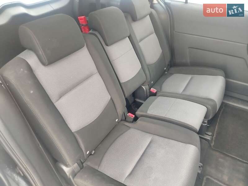 Минивэн Mazda 5 2005 в Ратным