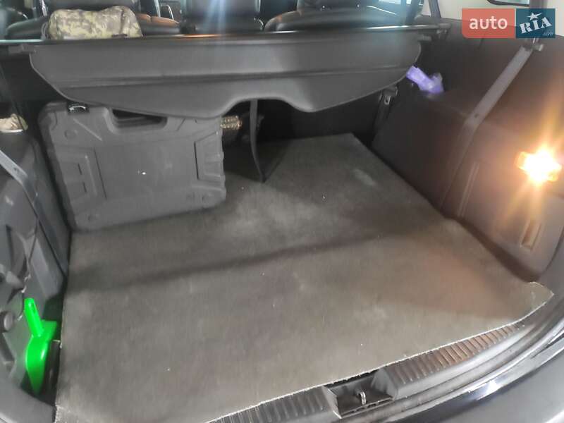 Мінівен Mazda 5 2009 в Житомирі
