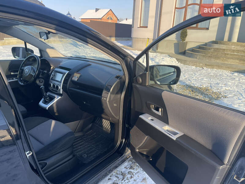 Минивэн Mazda 5 2007 в Черновцах