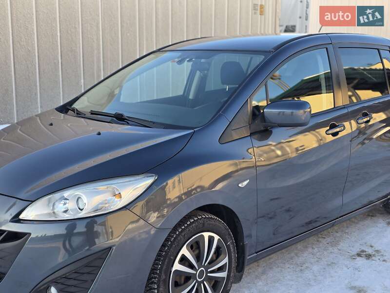 Минивэн Mazda 5 2011 в Луцке