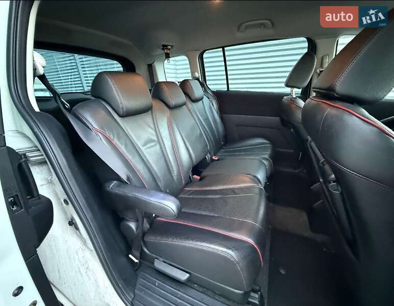 Мінівен Mazda 5 2011 в Рівному фото 10 Мінівен Mazda 5 2011 в Рівному
