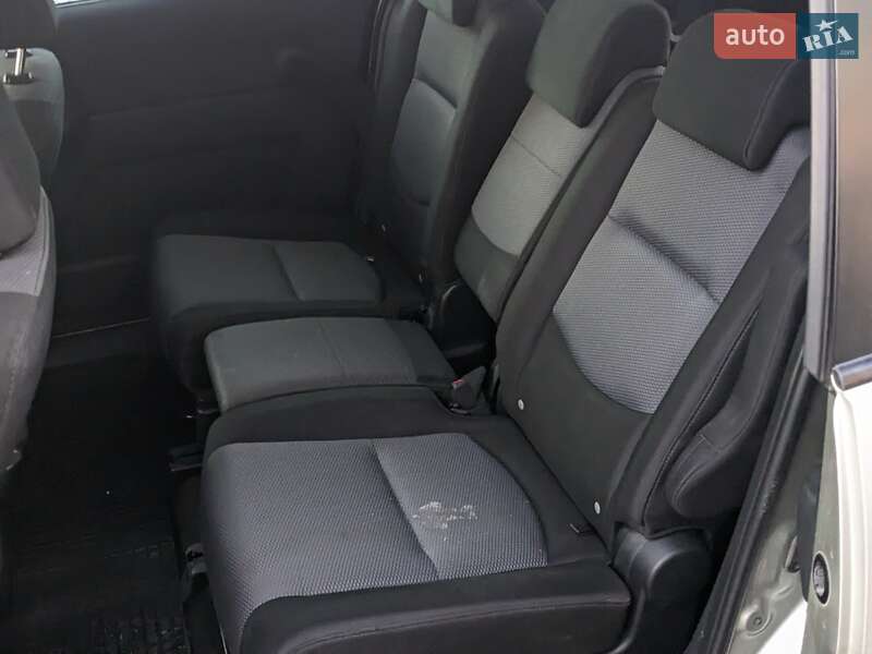 Мінівен Mazda 5 2007 в Дубні