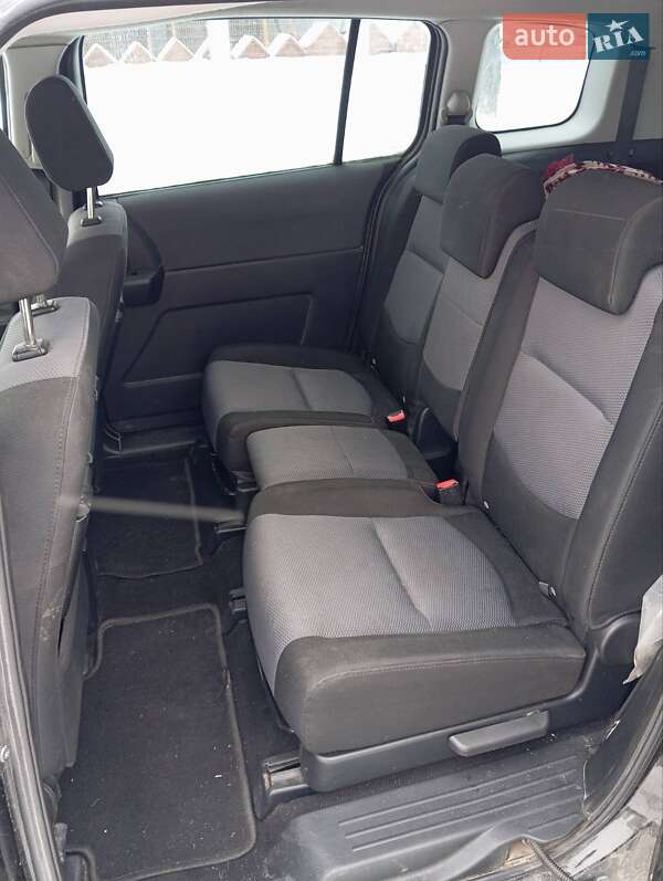 Минивэн Mazda 5 2006 в Виннице