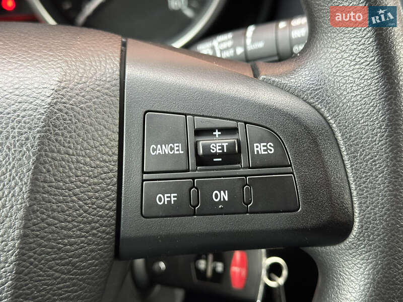 Мінівен Mazda 5 2015 в Києві фото 42 Мінівен Mazda 5 2015 в Києві