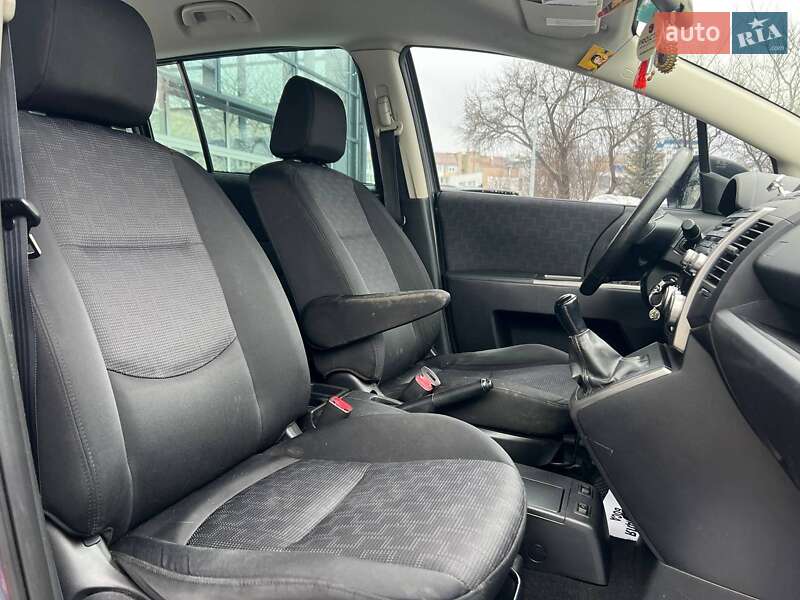 Мінівен Mazda 5 2007 в Івано-Франківську