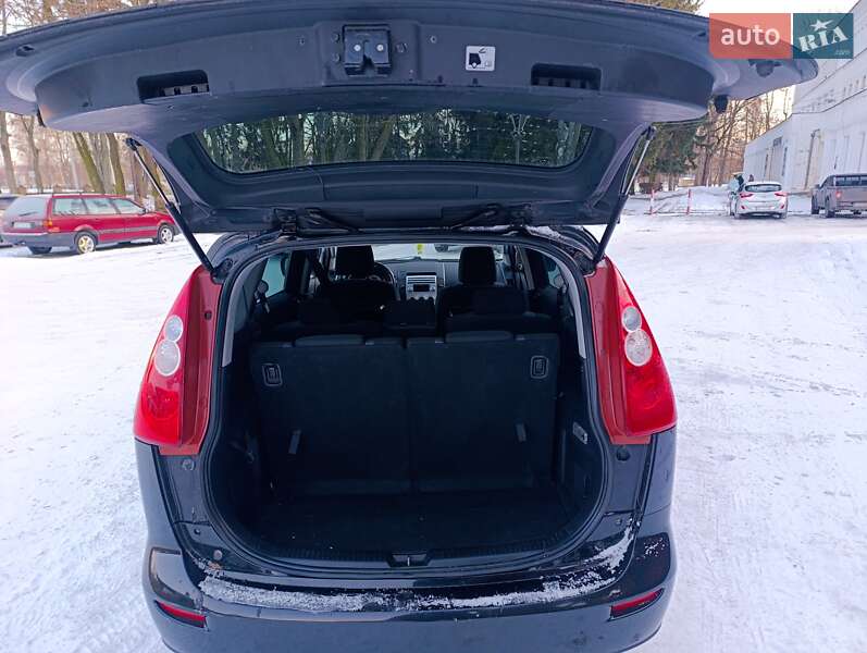 Минивэн Mazda 5 2008 в Звягеле фото 24 Минивэн Mazda 5 2008 в Звягеле