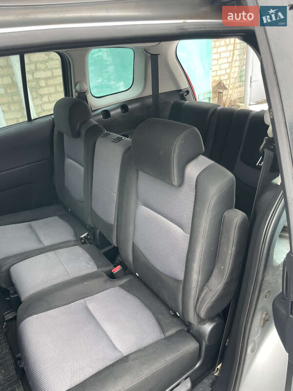 Минивэн Mazda 5 2007 в Кривом Роге