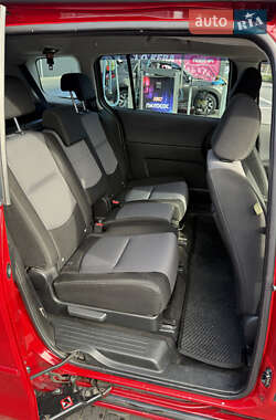 Минивэн Mazda 5 2005 в Днепре