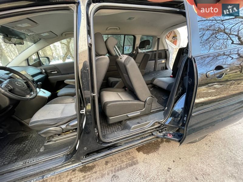 Мінівен Mazda 5 2007 в Києві