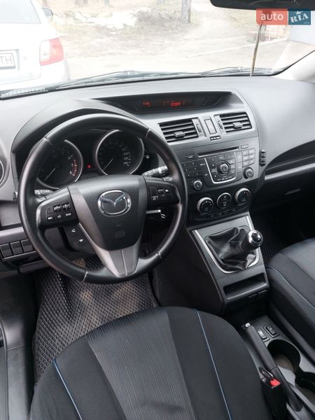 Минивэн Mazda 5 2011 в Киеве