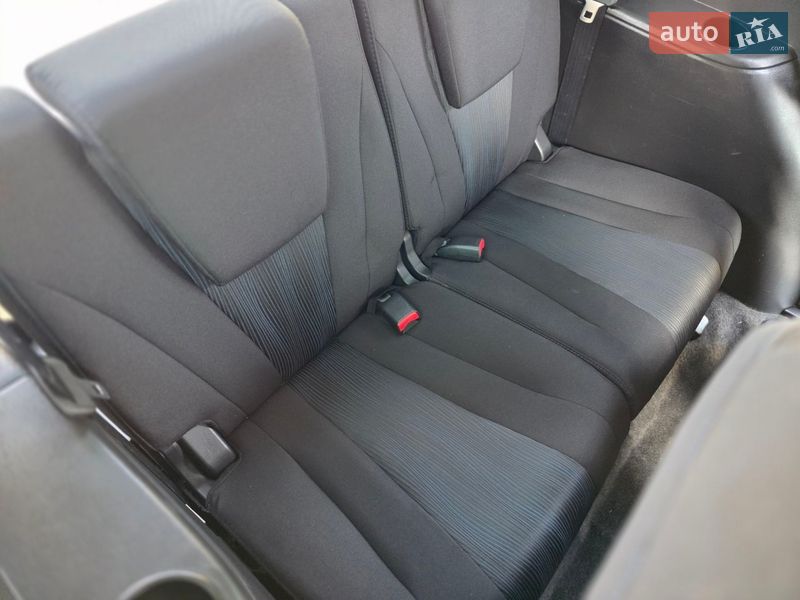 Минивэн Mazda 5 2011 в Луцке