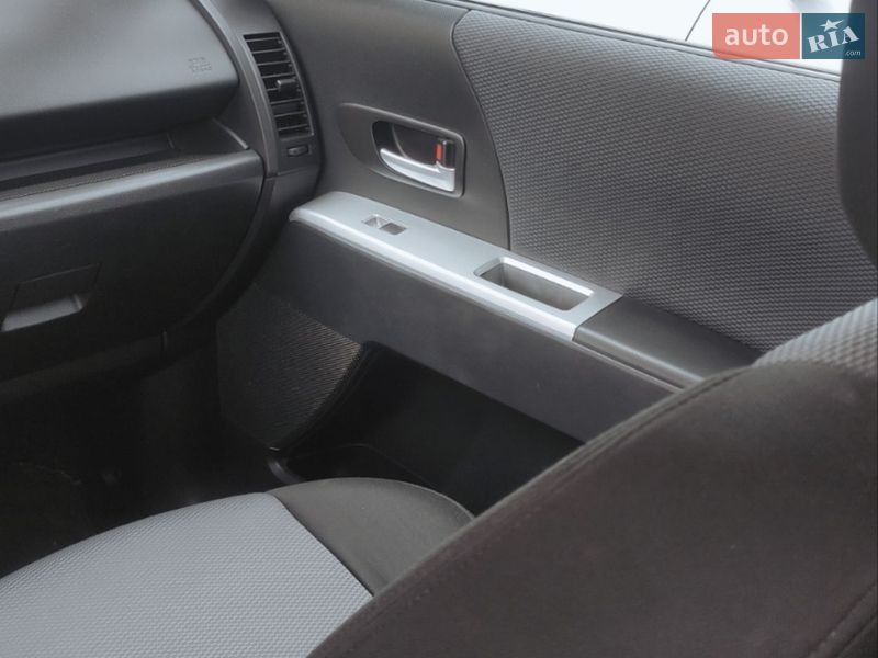Мінівен Mazda 5 2005 в Миколаєві