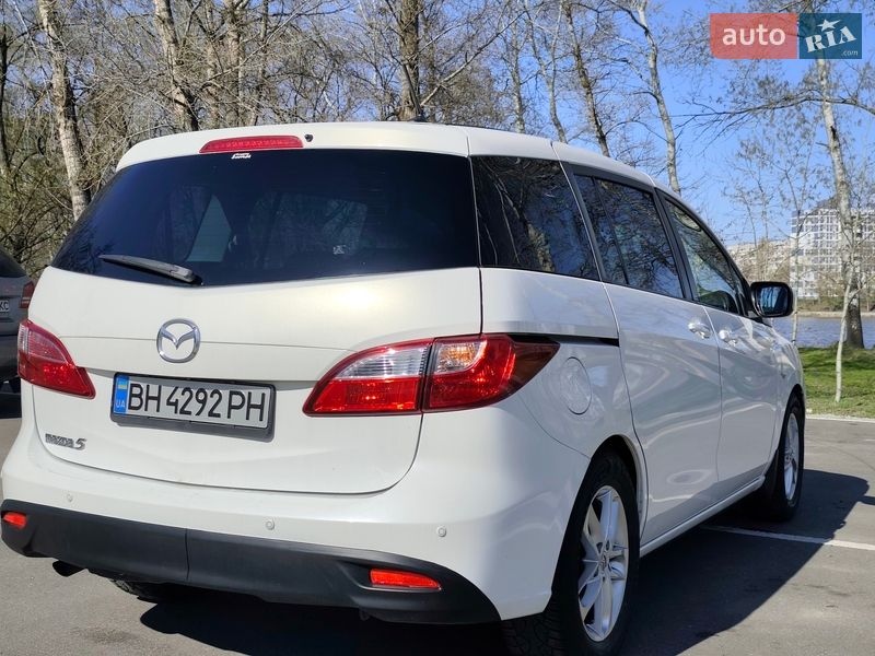 Минивэн Mazda 5 2011 в Киеве