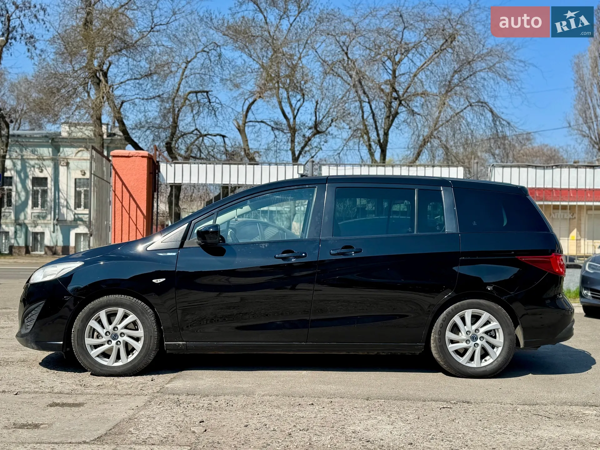 2011 Mazda 5 - мініатюра 13