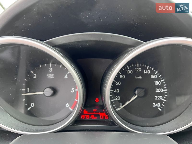 Мінівен Mazda 5 2011 в Тернополі фото 28 Мінівен Mazda 5 2011 в Тернополі