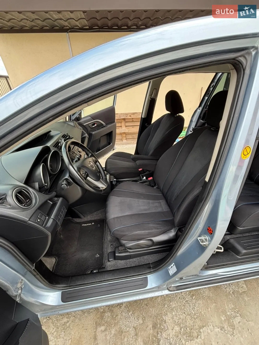 2011 Mazda 5 - мініатюра 21