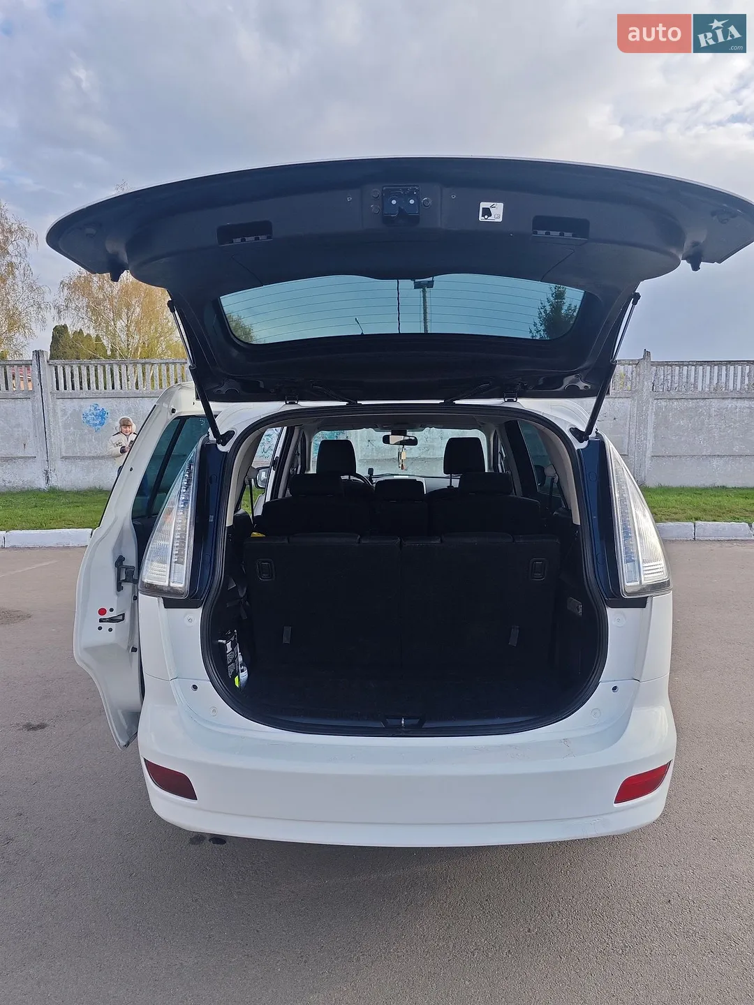 2010 Mazda 5 - мініатюра 8