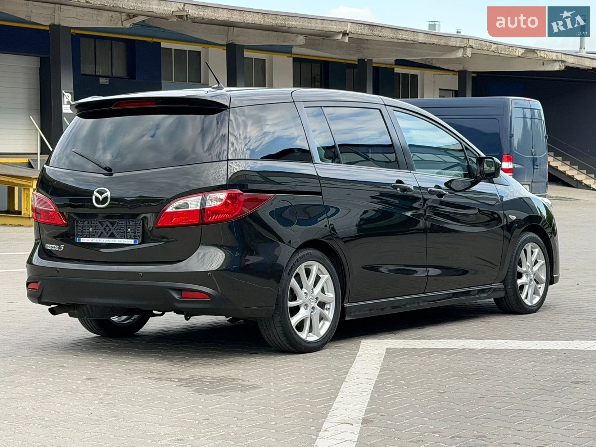 2011 Mazda 5 - мініатюра 12