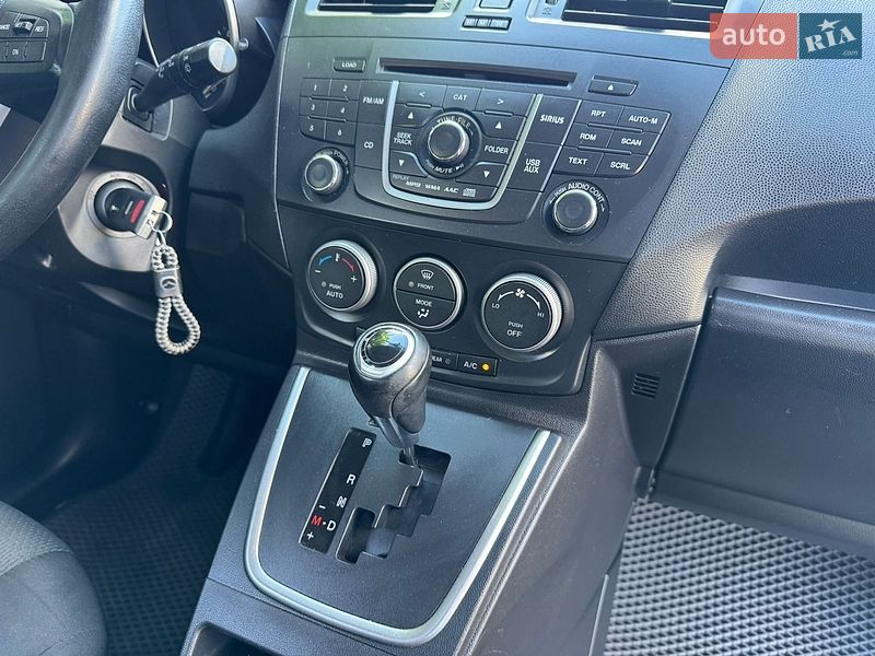 Мінівен Mazda 5 2012 в Львові