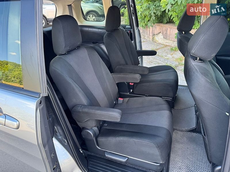 Мінівен Mazda 5 2012 в Львові