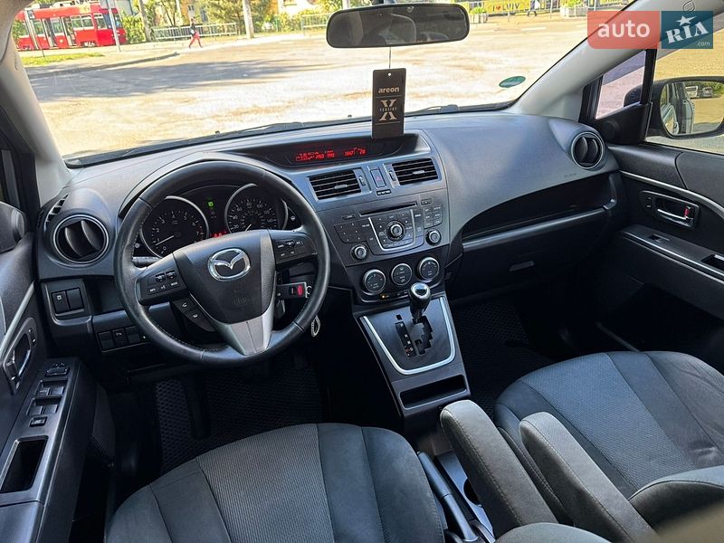 Мінівен Mazda 5 2012 в Львові