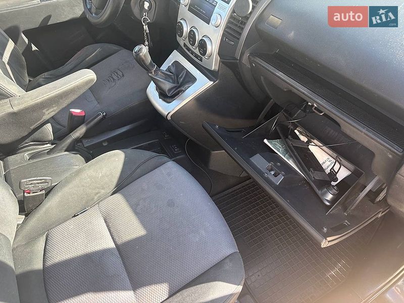 Минивэн Mazda 5 2006 в Одессе