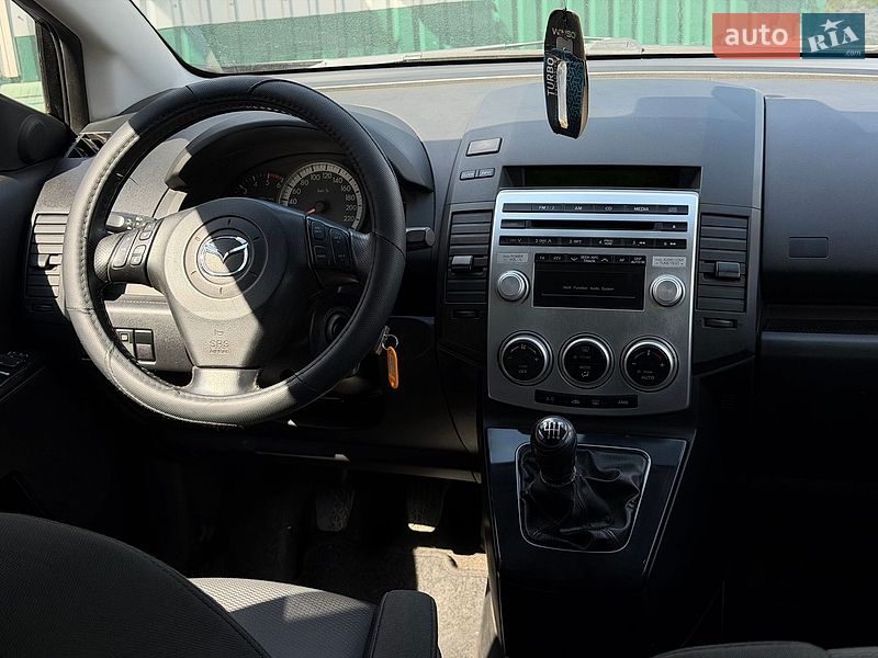 Минивэн Mazda 5 2006 в Виннице