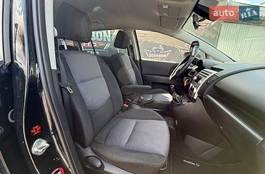 Минивэн Mazda 5 2006 в Виннице